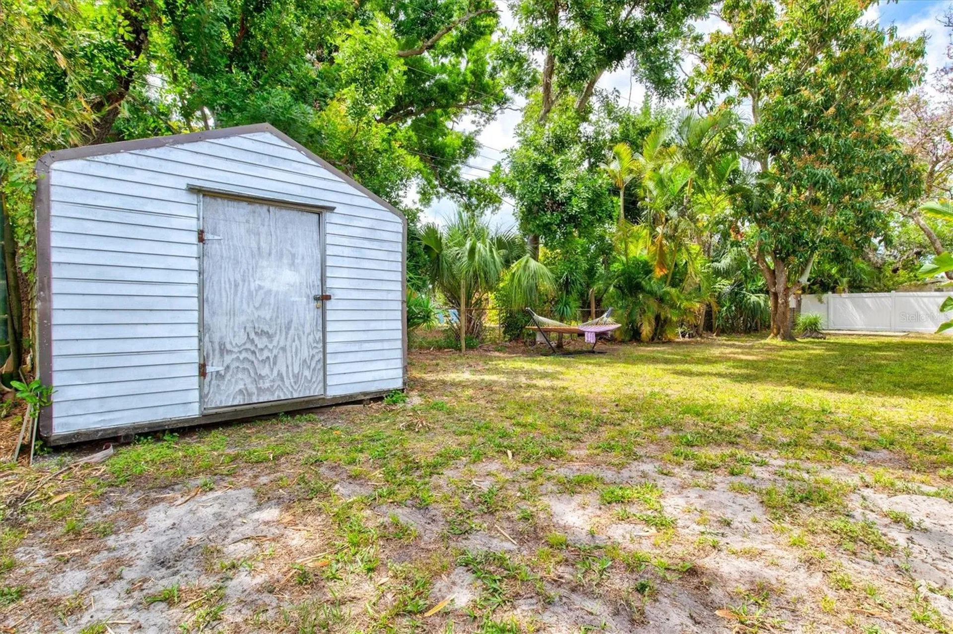 214 Gaines Avenue Sarasota FL 34243