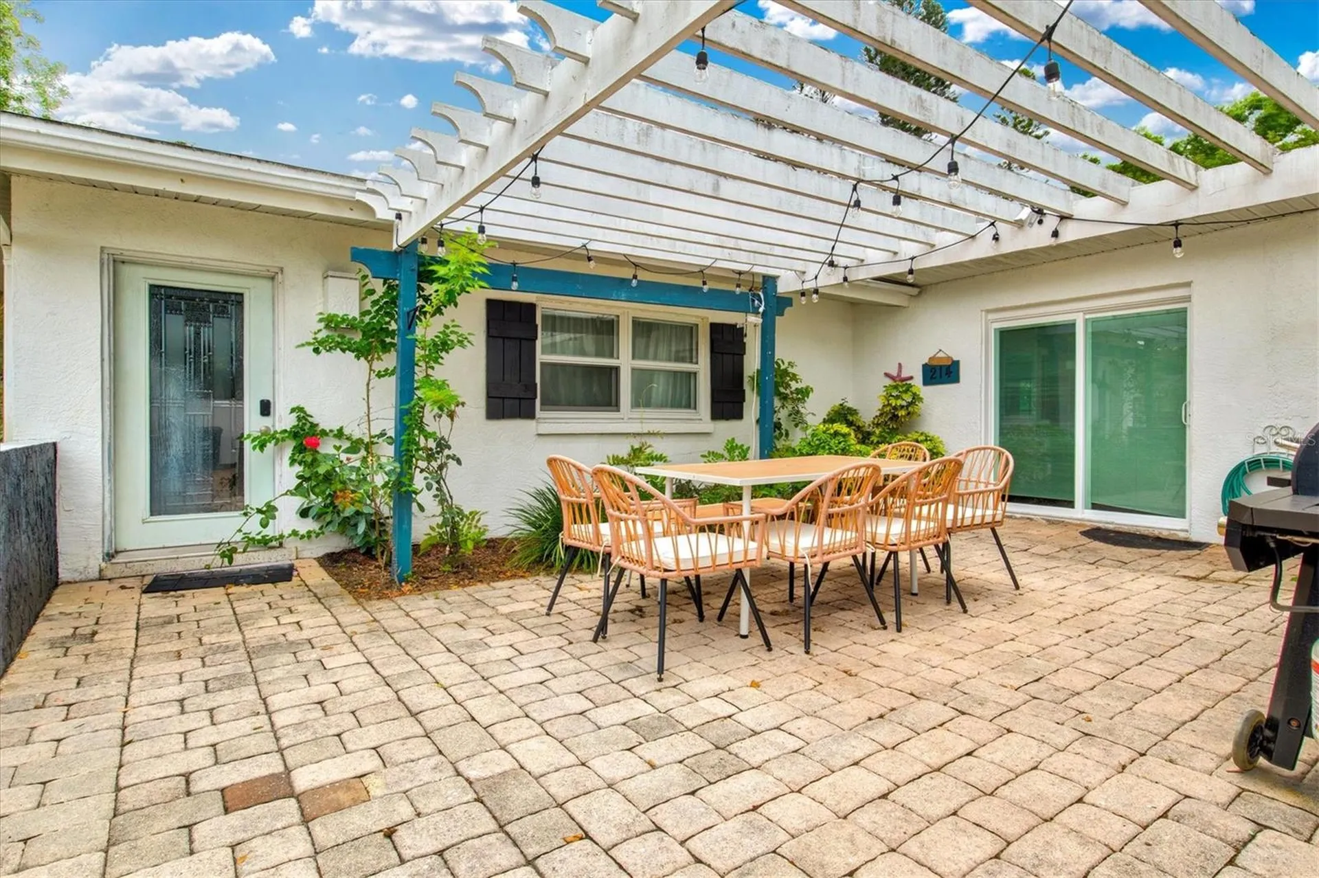 214 Gaines Avenue Sarasota FL 34243