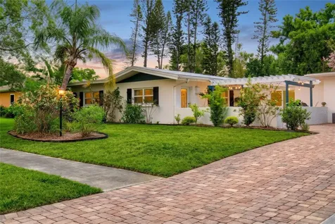 214 Gaines Avenue Sarasota FL 34243