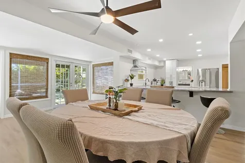 214 Gaines Avenue Sarasota FL 34243