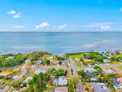 214 Gaines Avenue Sarasota FL 34243
