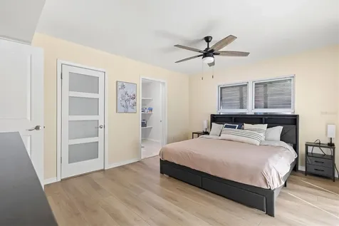 214 Gaines Avenue Sarasota FL 34243