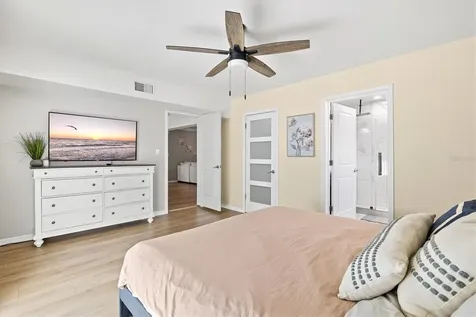 214 Gaines Avenue Sarasota FL 34243