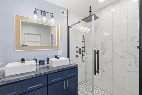214 Gaines Avenue Sarasota FL 34243