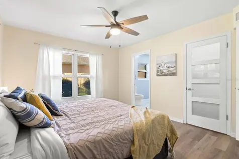 214 Gaines Avenue Sarasota FL 34243