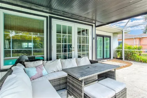 214 Gaines Avenue Sarasota FL 34243