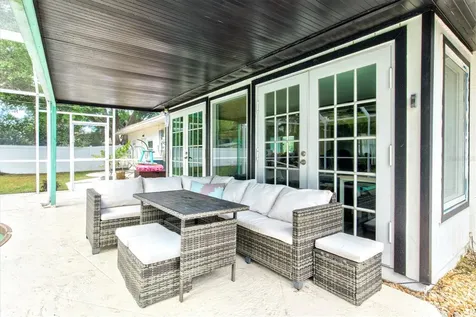 214 Gaines Avenue Sarasota FL 34243
