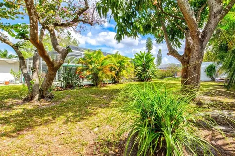 214 Gaines Avenue Sarasota FL 34243