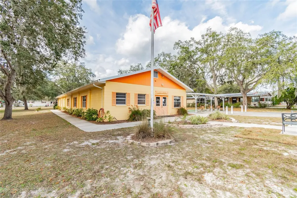 35005 Fraser Street Dade City FL 33523