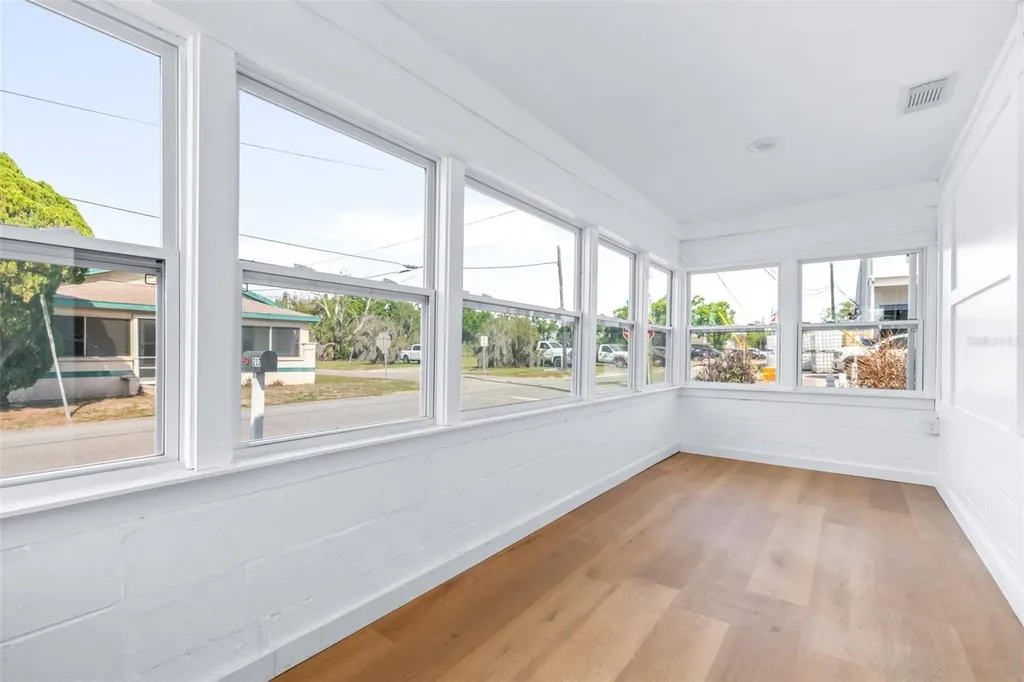 217 NW 4th Avenue Mulberry FL 33860