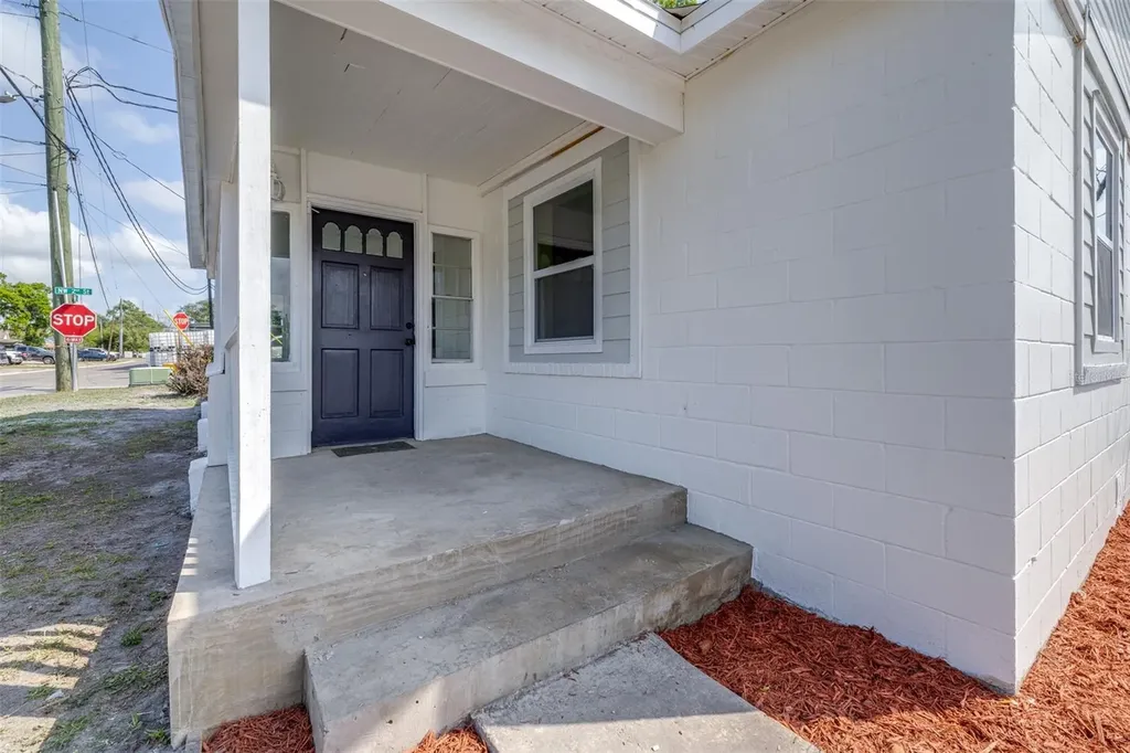 217 NW 4th Avenue Mulberry FL 33860