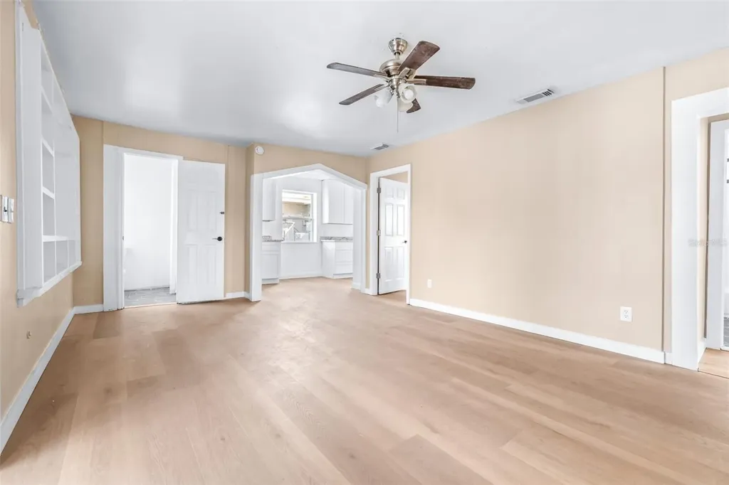 217 NW 4th Avenue Mulberry FL 33860