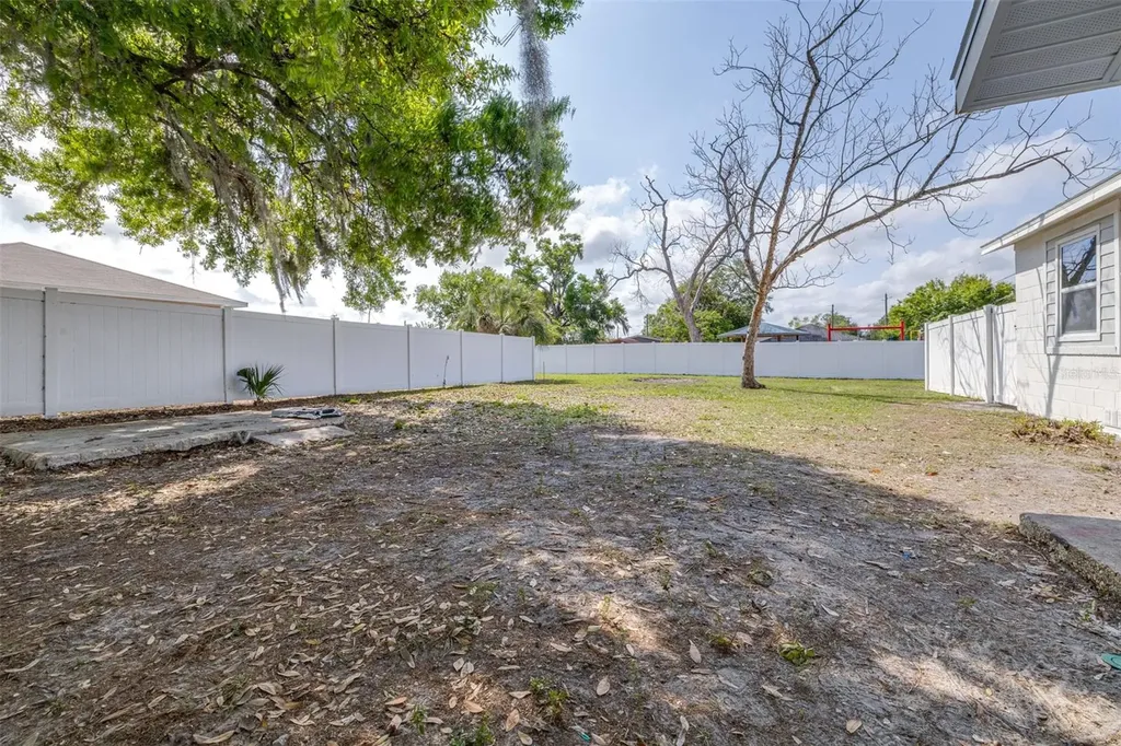 217 NW 4th Avenue Mulberry FL 33860