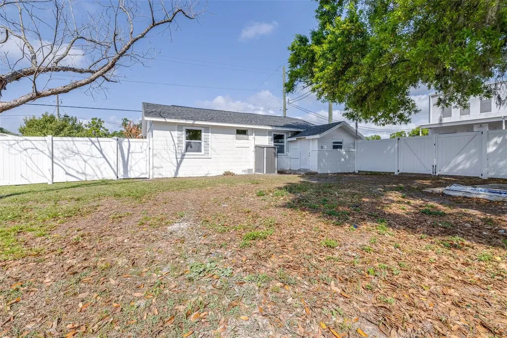 217 NW 4th Avenue Mulberry FL 33860