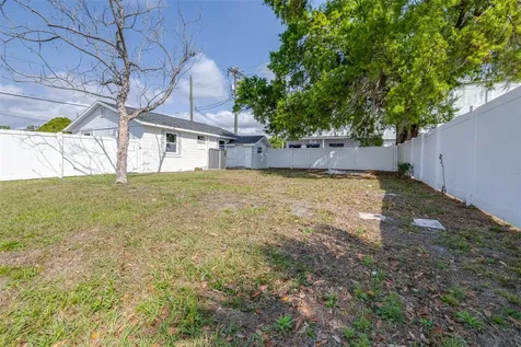 217 NW 4th Avenue Mulberry FL 33860