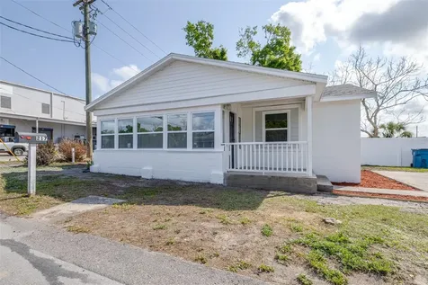 217 NW 4th Avenue Mulberry FL 33860
