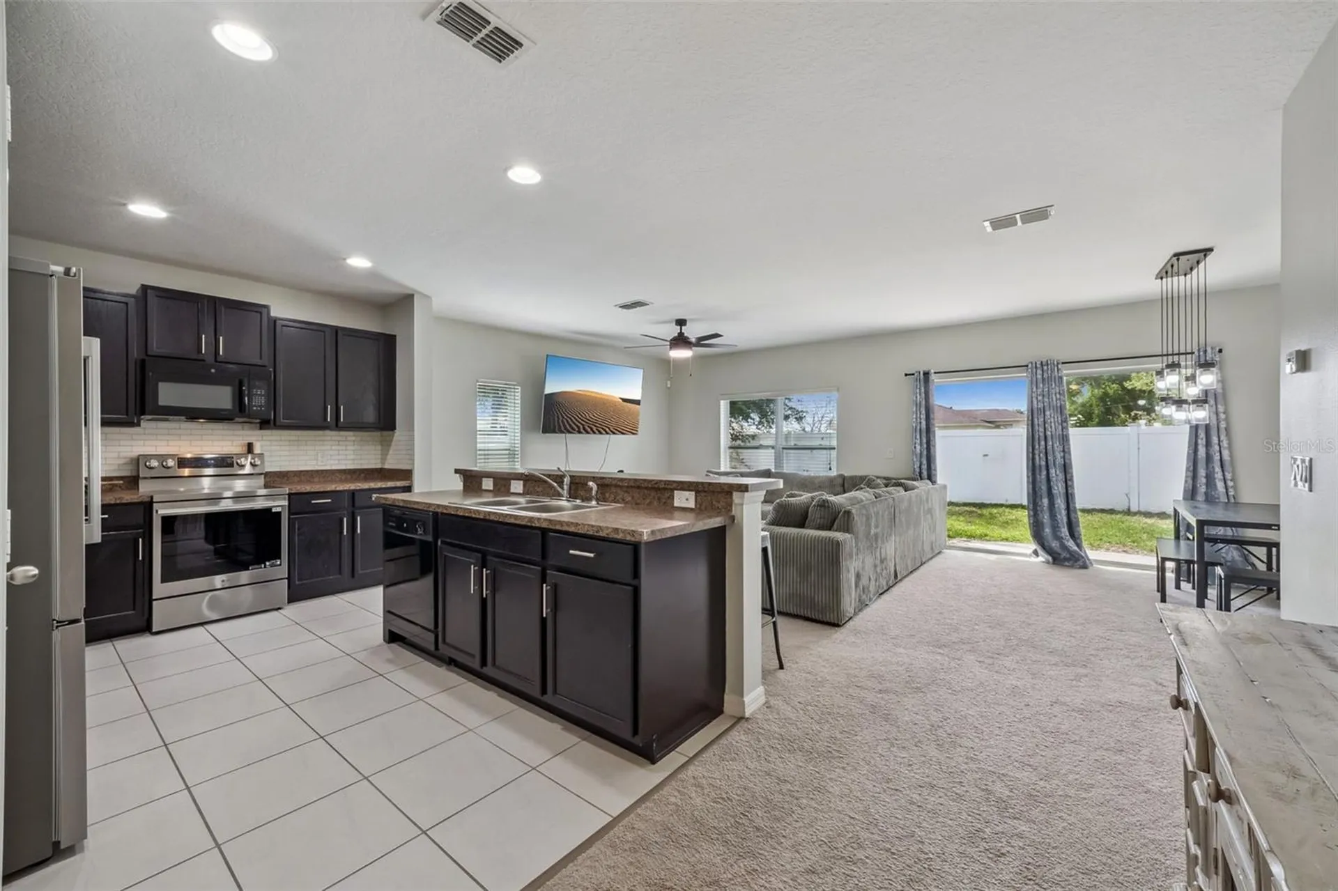 240 Whispering Pines Way Davenport FL 33837
