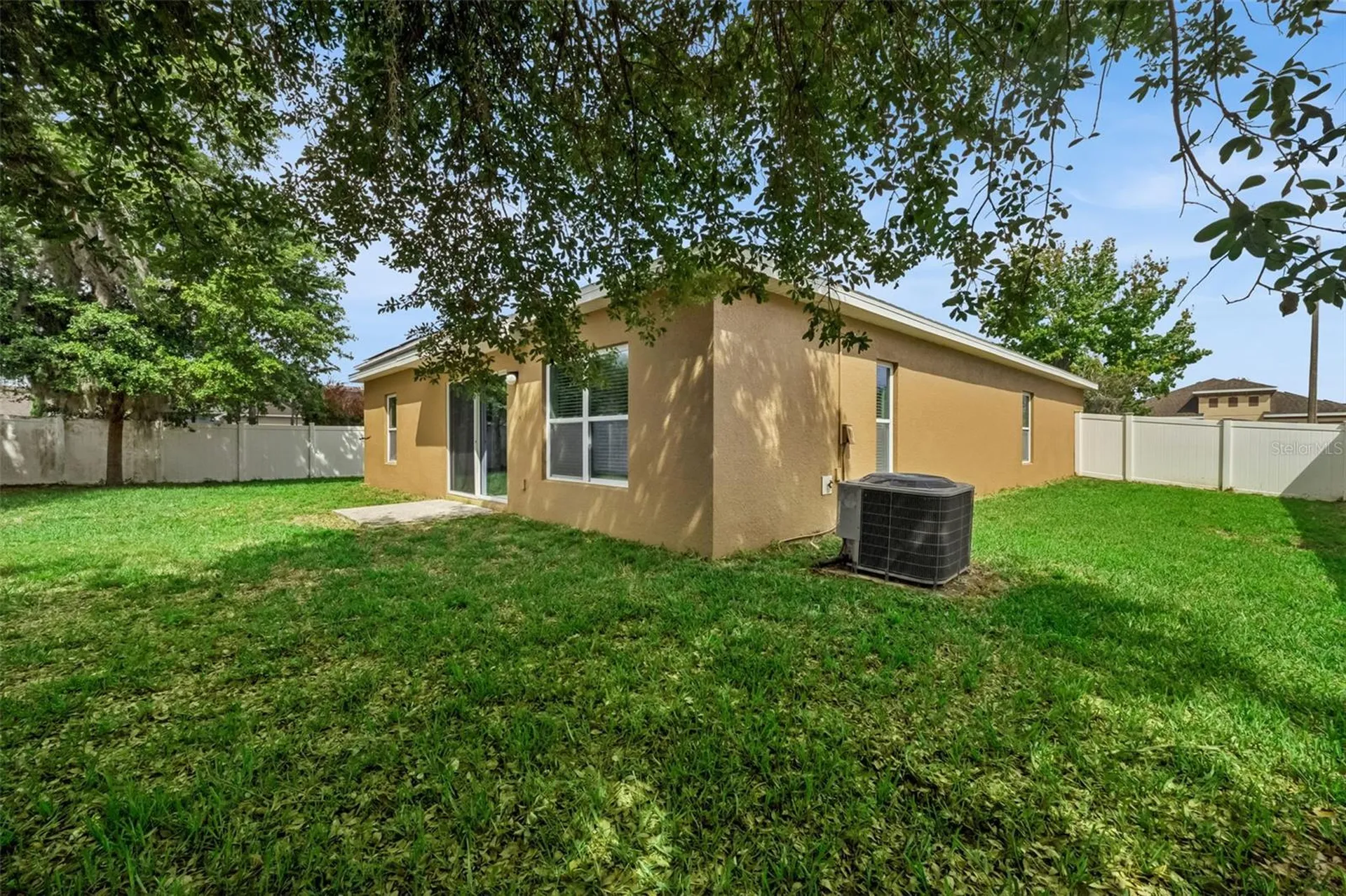 240 Whispering Pines Way Davenport FL 33837