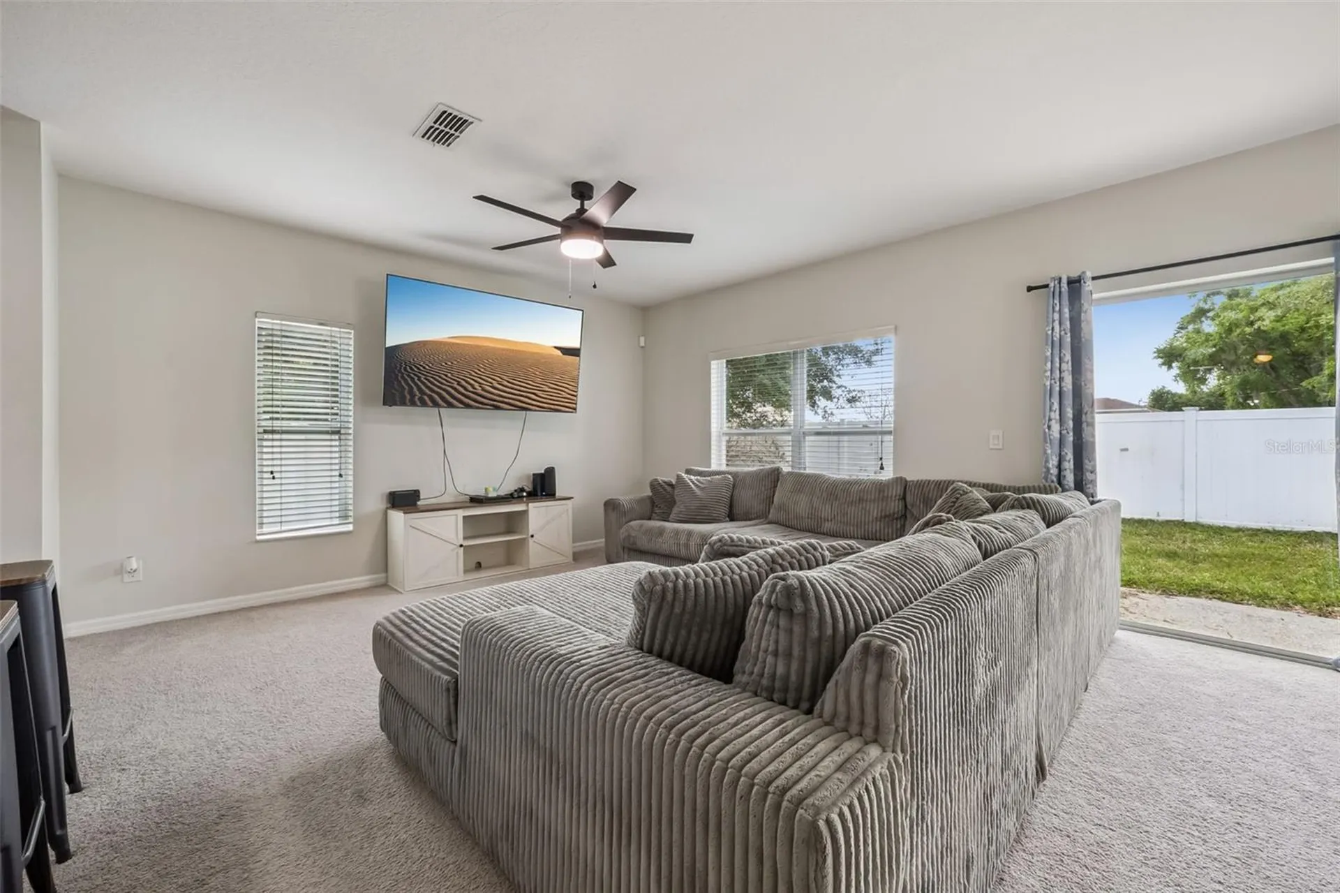 240 Whispering Pines Way Davenport FL 33837