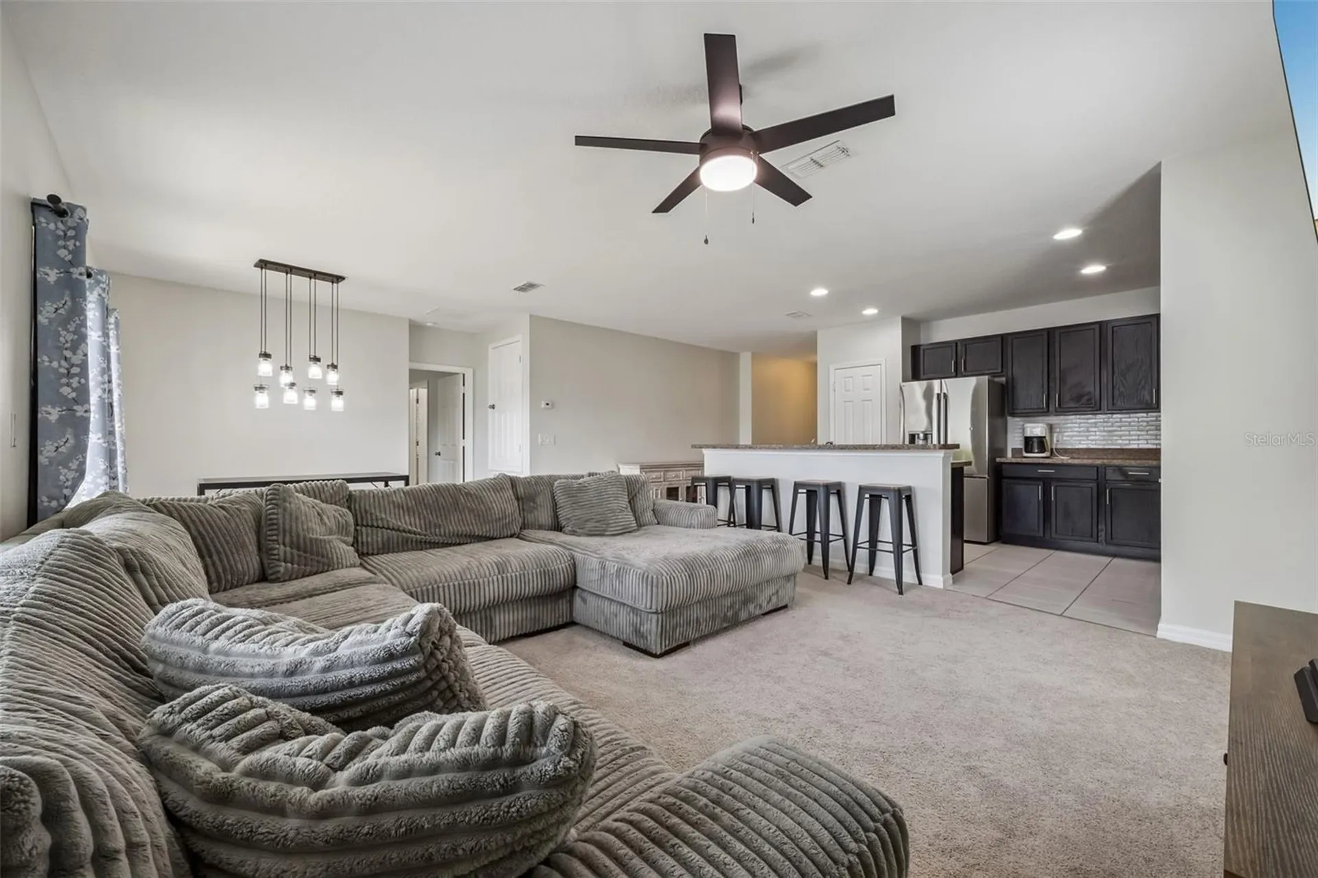 240 Whispering Pines Way Davenport FL 33837