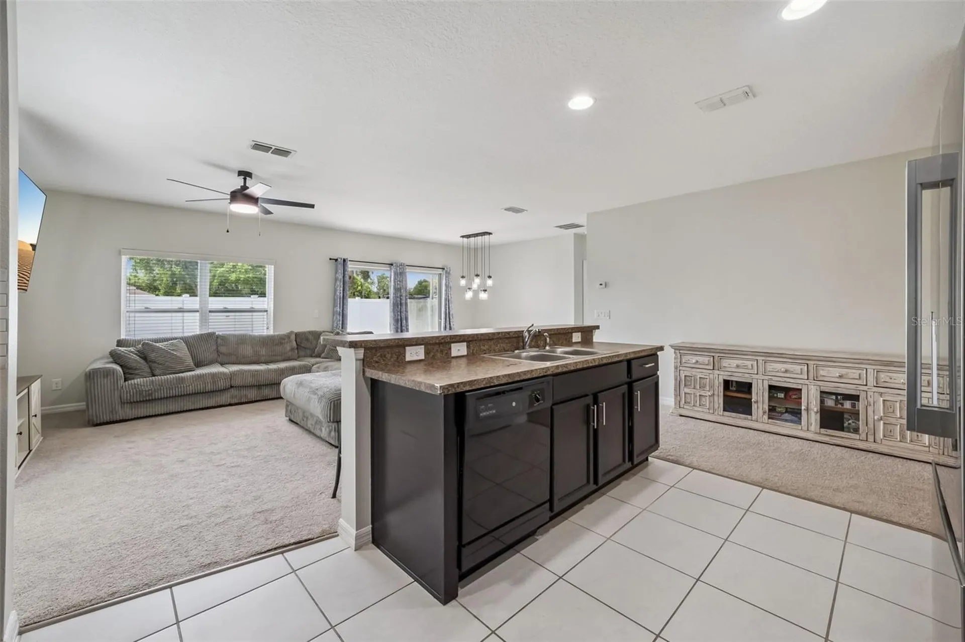 240 Whispering Pines Way Davenport FL 33837
