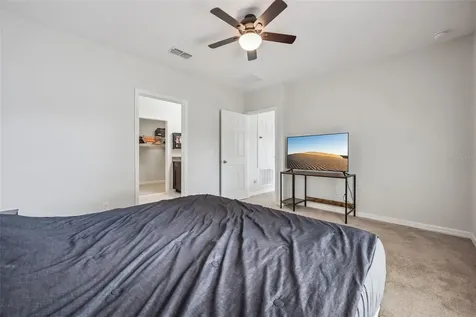 240 Whispering Pines Way Davenport FL 33837