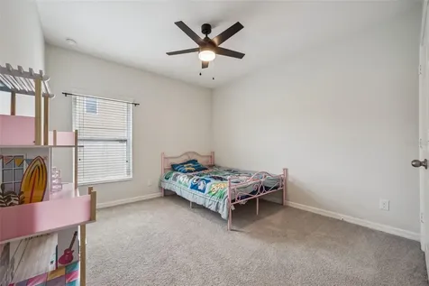 240 Whispering Pines Way Davenport FL 33837