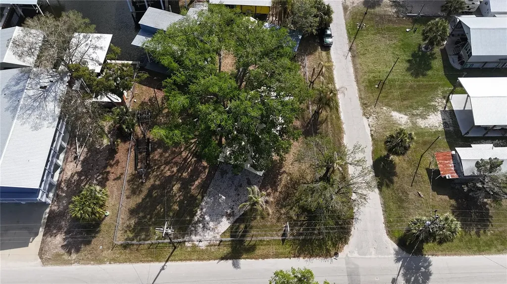 249 SE 228 Street Suwannee FL 32692