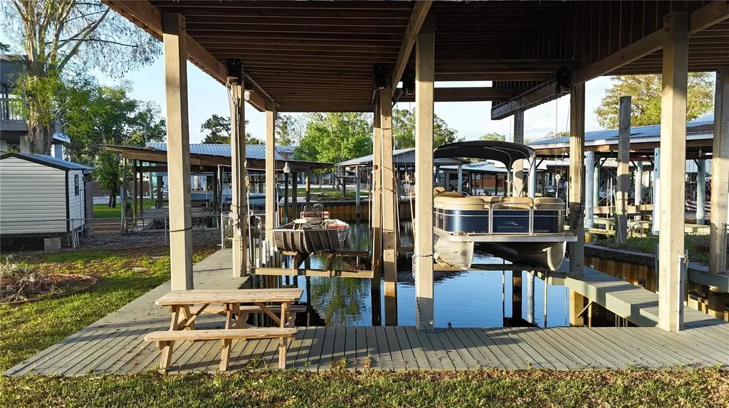 249 SE 228 Street Suwannee FL 32692