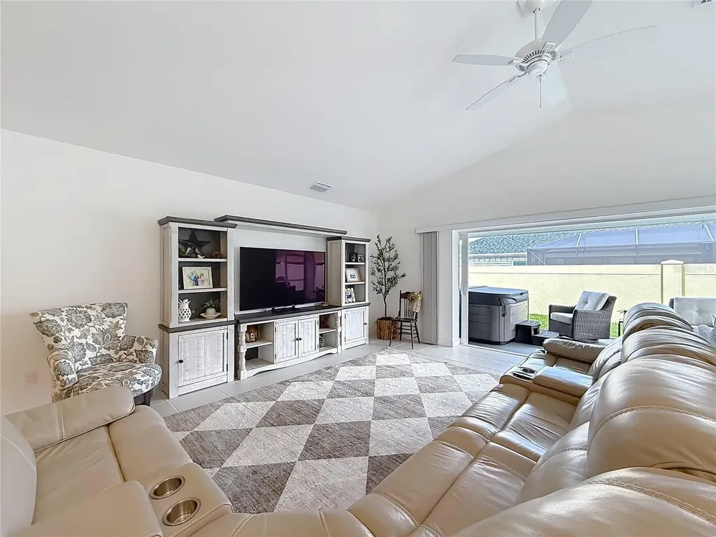 1411 Franklin Court The Villages FL 32163