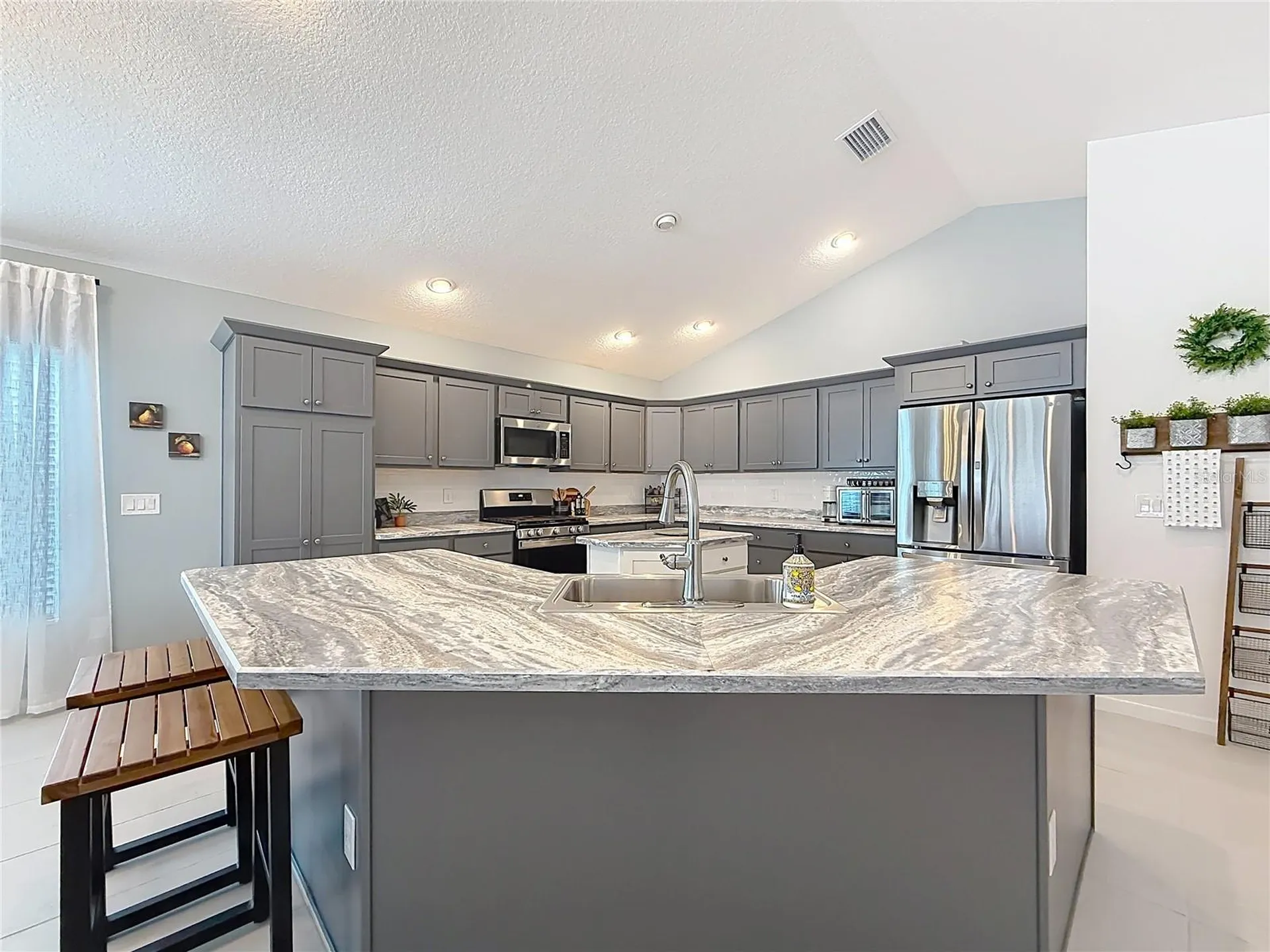 1411 Franklin Court The Villages FL 32163