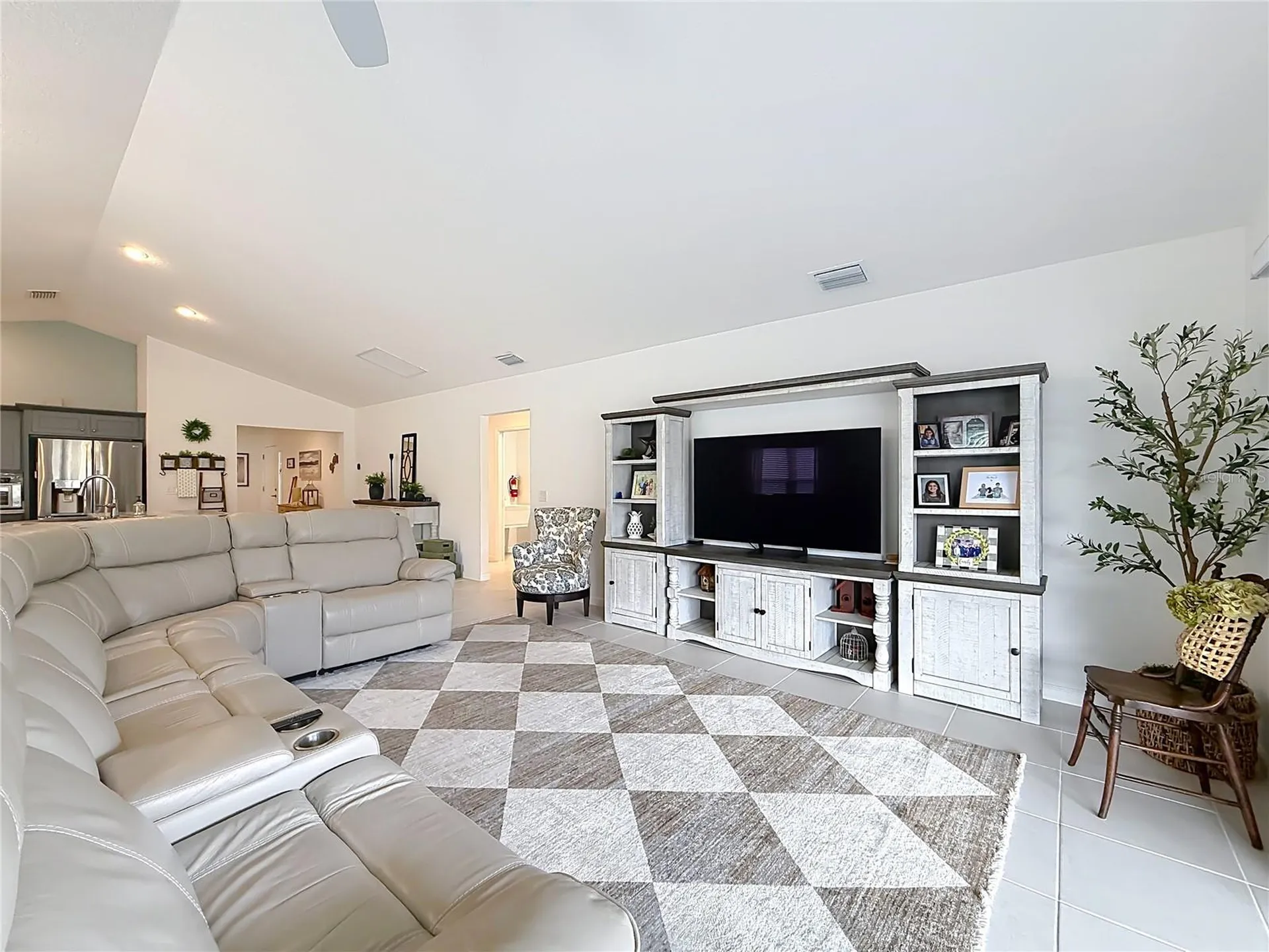1411 Franklin Court The Villages FL 32163