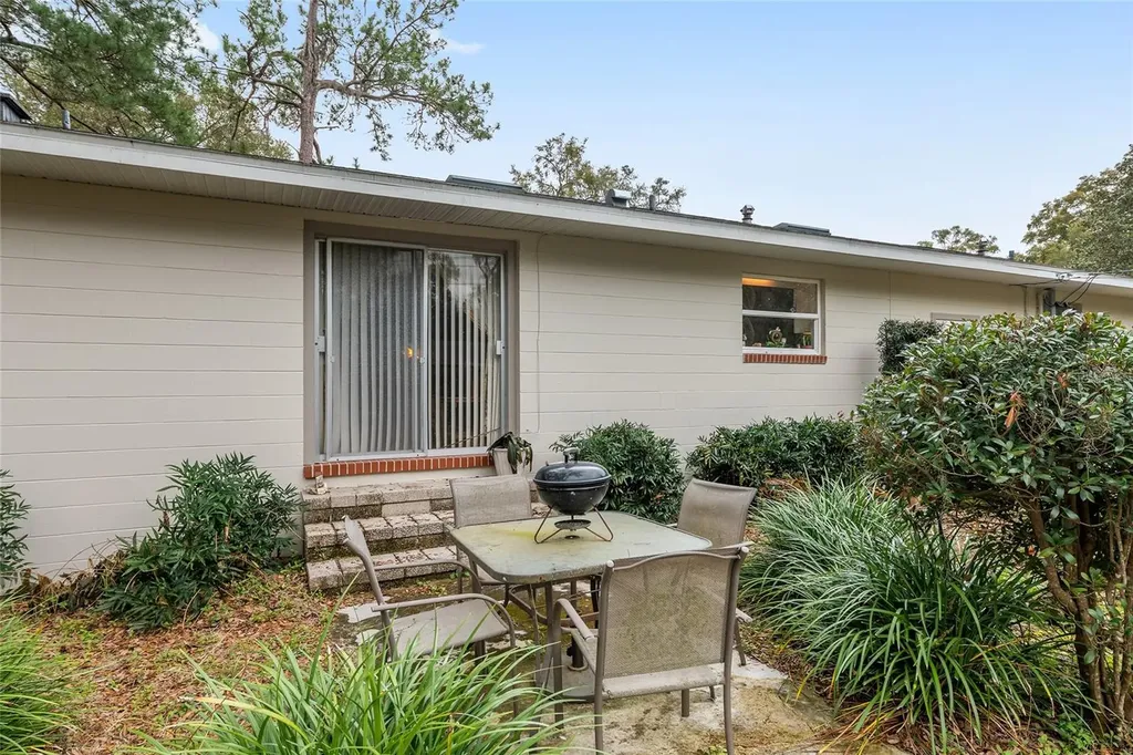3710 NW 22nd Place Gainesville FL 32605
