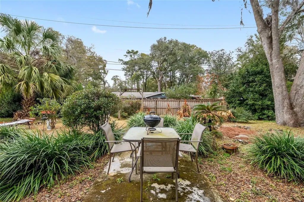 3710 NW 22nd Place Gainesville FL 32605