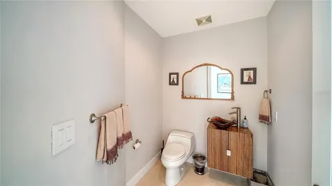 1300 Benjamin Franklin Drive Sarasota FL 34236