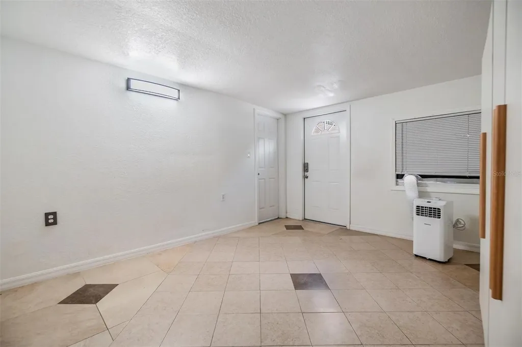 5923 Bitterwood Court Tampa FL 33625