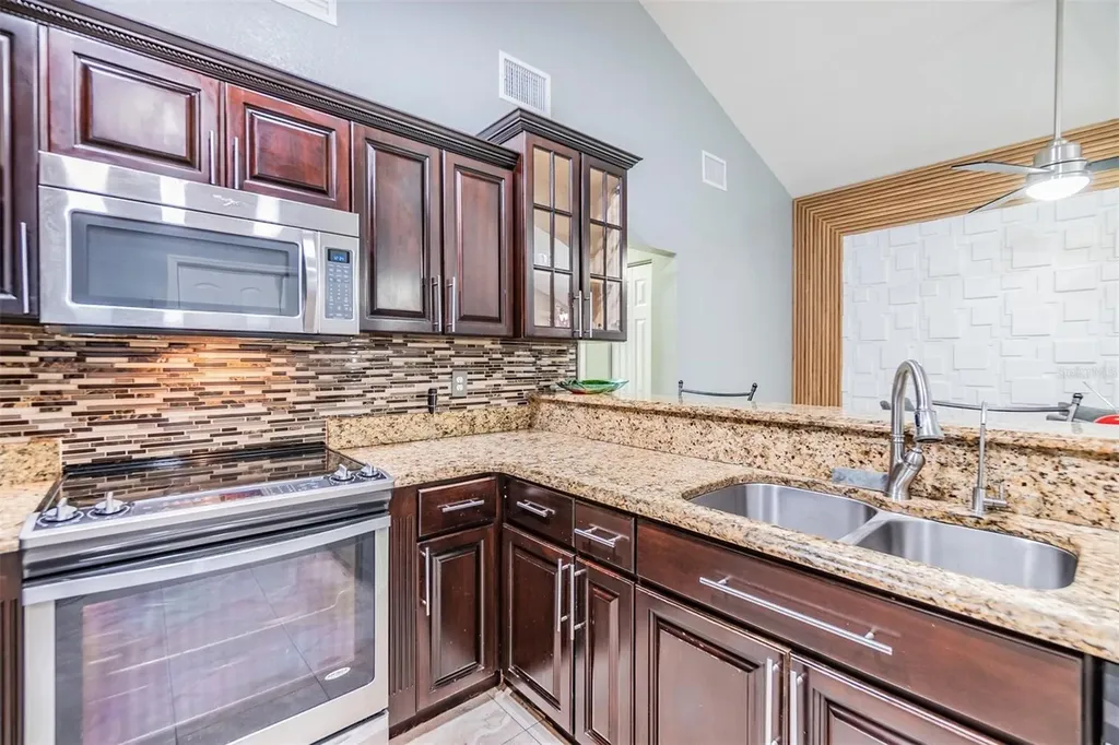 5923 Bitterwood Court Tampa FL 33625