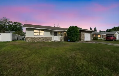 4524 Golfwood Boulevard Tampa FL 33634