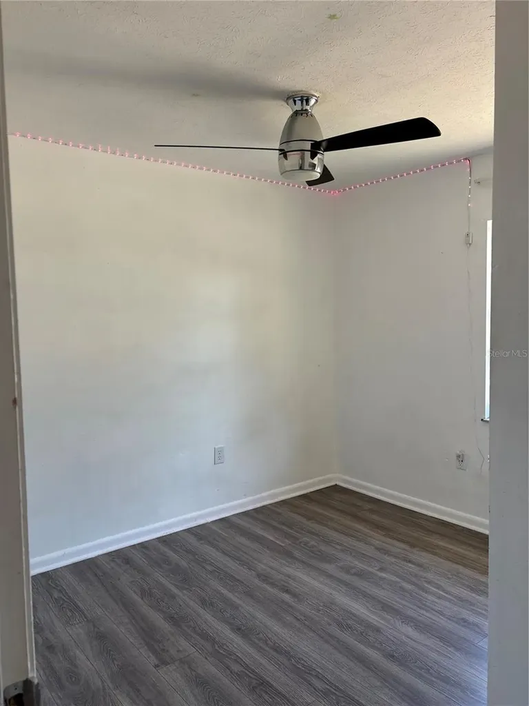 39219 5th Avenue Zephyrhills FL 33542