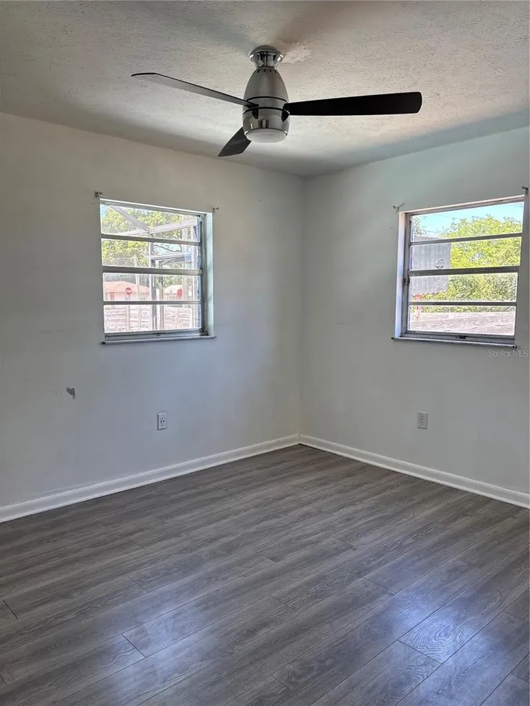 39219 5th Avenue Zephyrhills FL 33542