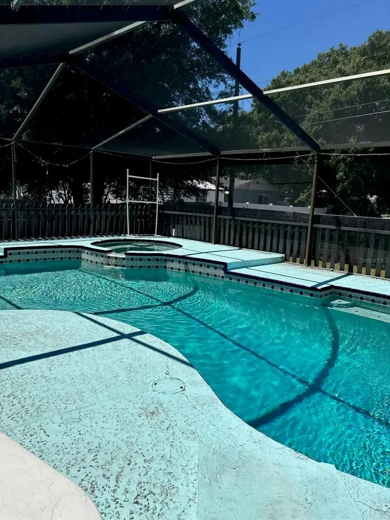 39219 5th Avenue Zephyrhills FL 33542