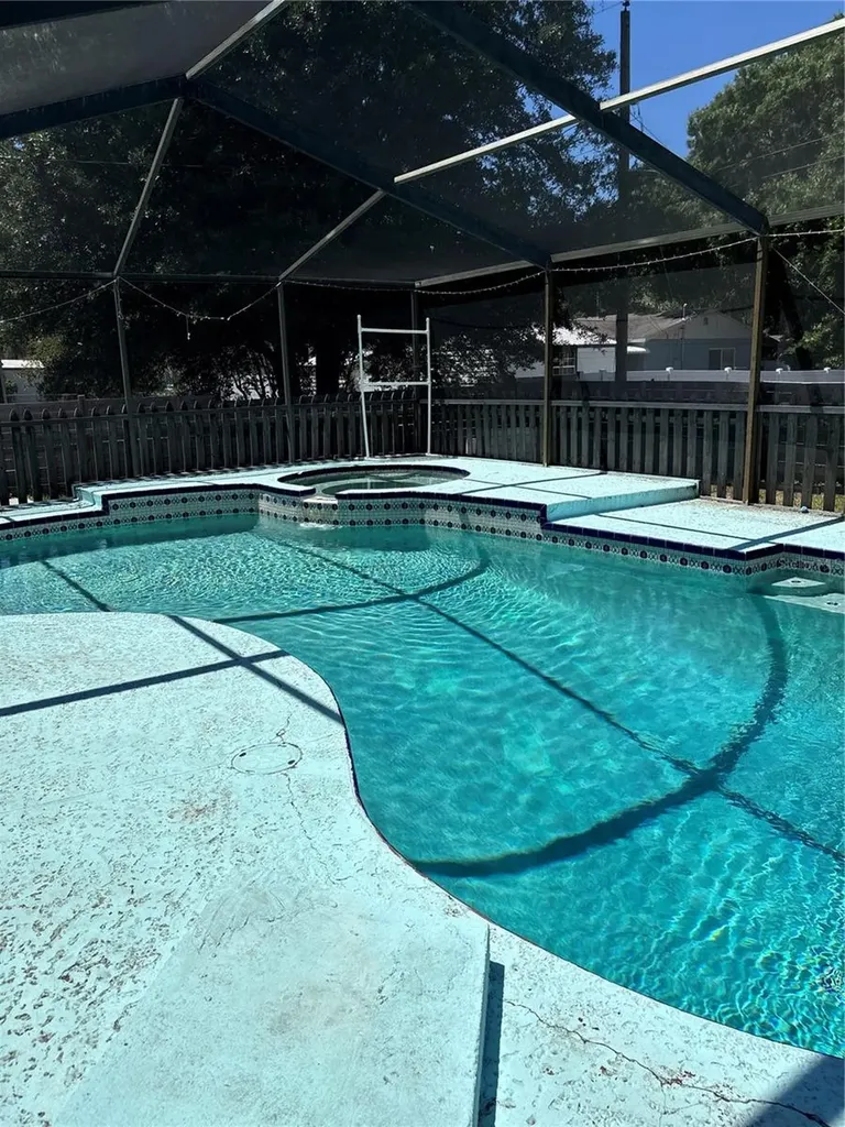 39219 5th Avenue Zephyrhills FL 33542