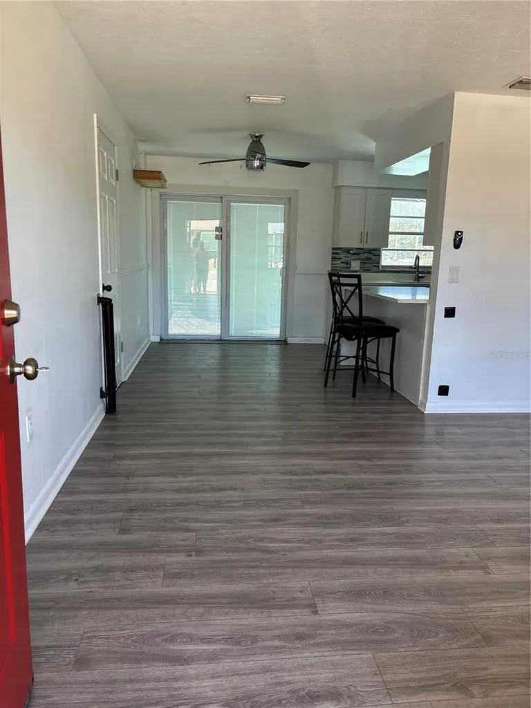 39219 5th Avenue Zephyrhills FL 33542