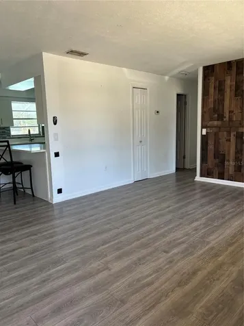 39219 5th Avenue Zephyrhills FL 33542