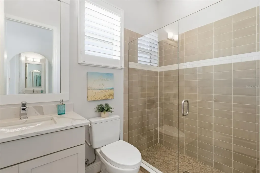 8245 Grande Shores Drive Sarasota FL 34240