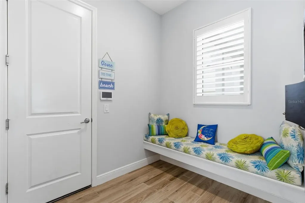 8245 Grande Shores Drive Sarasota FL 34240