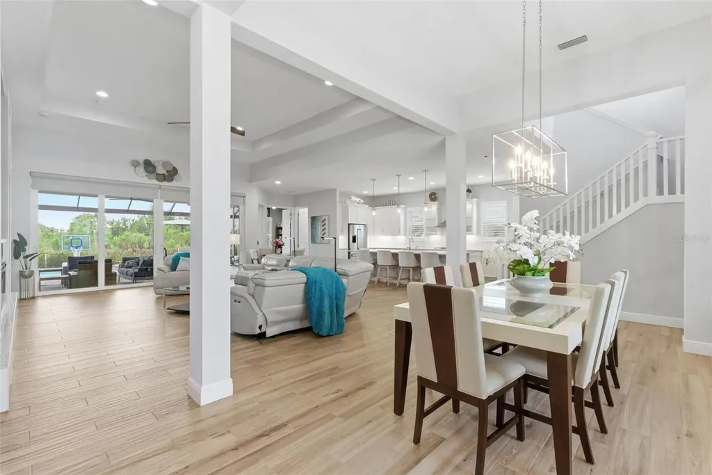 8245 Grande Shores Drive Sarasota FL 34240