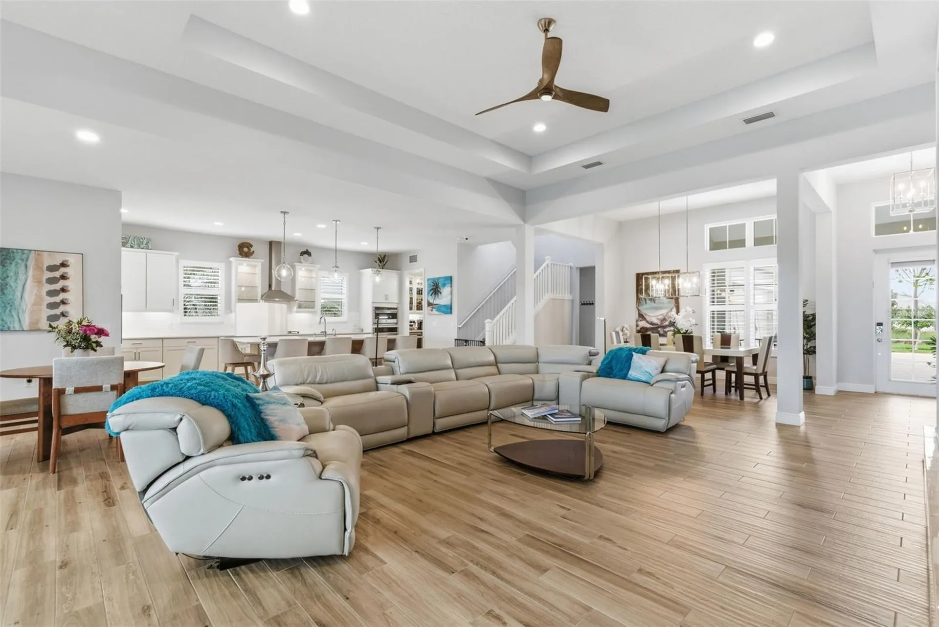 8245 Grande Shores Drive Sarasota FL 34240