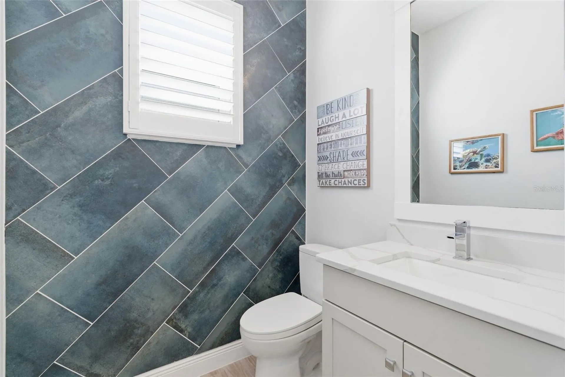 8245 Grande Shores Drive Sarasota FL 34240