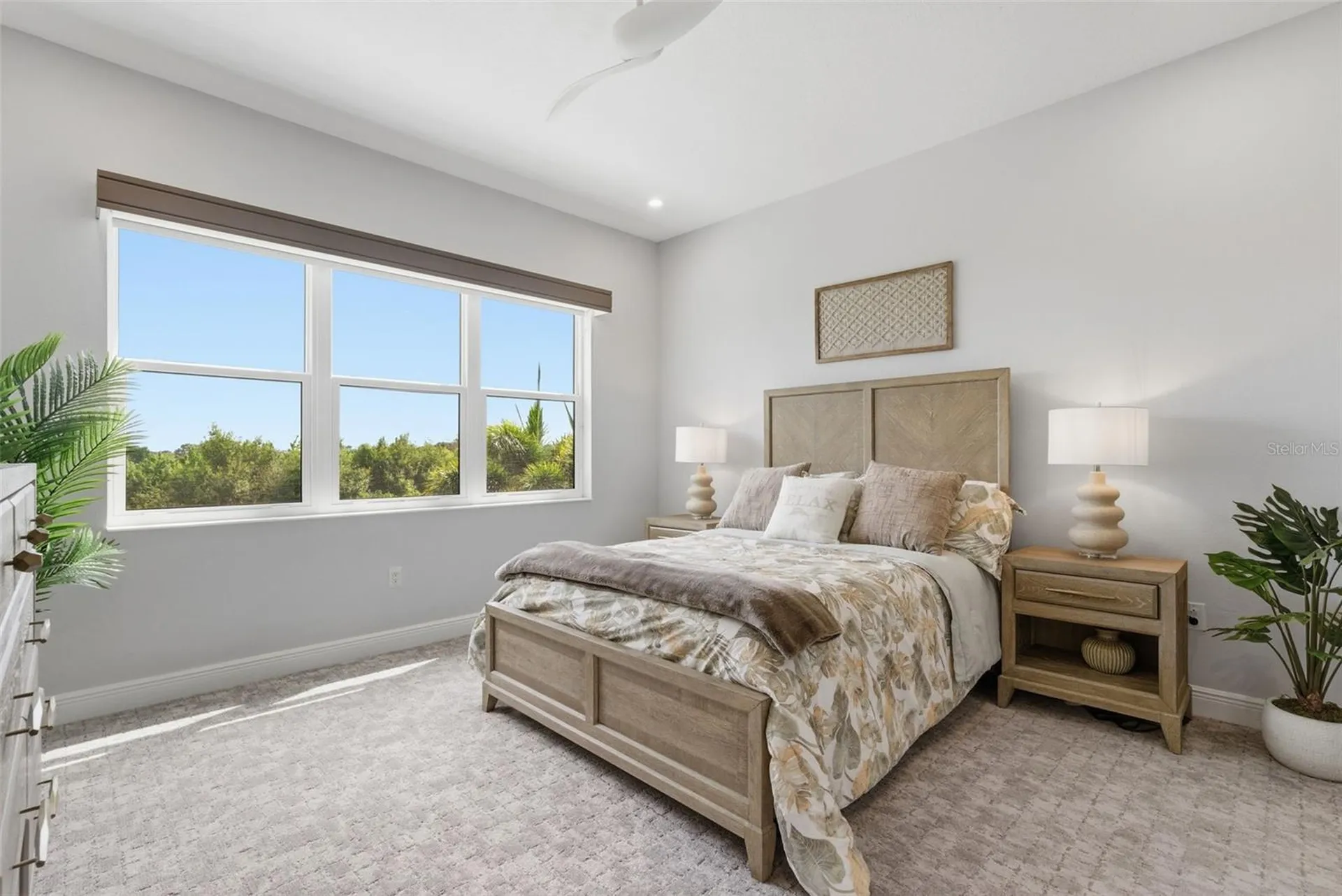 8245 Grande Shores Drive Sarasota FL 34240
